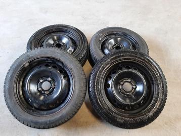 Set winterbanden op stalen velgen Volkswagen Transporter T5 beschikbaar voor biedingen