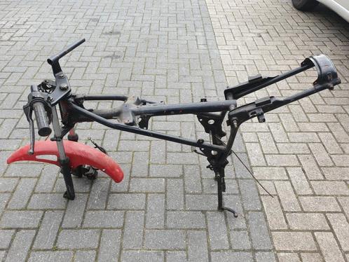 Honda mb5 frame beginnend met AC01 501 ., Fietsen en Brommers, Brommeronderdelen | Oldtimers, Gebruikt, Overige merken, Frame