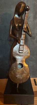 Beeld van vrouw met cello, Antiek en Kunst, Ophalen