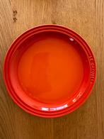 Le Creuset plate orange 27cm (also 1 red), Huis en Inrichting, Keuken | Servies, Ophalen of Verzenden, Zo goed als nieuw, Overige stijlen