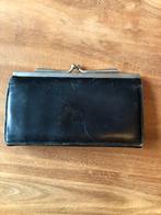 Zwarte portemonnee, Sieraden, Tassen en Uiterlijk, Portemonnees, Ophalen of Verzenden, Zo goed als nieuw, Zwart, Met knipsluiting