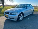 BMW 320i Exe Sedan,Airco,NW Apk,Onderhoud historie aanwezig, Auto's, BMW, 1995 cc, Zwart, 4 cilinders, Open dak