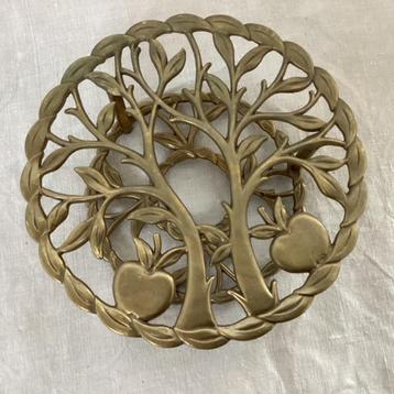 art nouveau onderzetter/theelicht  van koper of messing beschikbaar voor biedingen