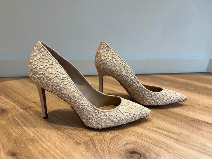 Nieuwe Sam Edelman Pumps Crème - Maat 7.5/8/9, Kleding | Dames, Schoenen, Nieuw, Pumps, Beige, Ophalen of Verzenden