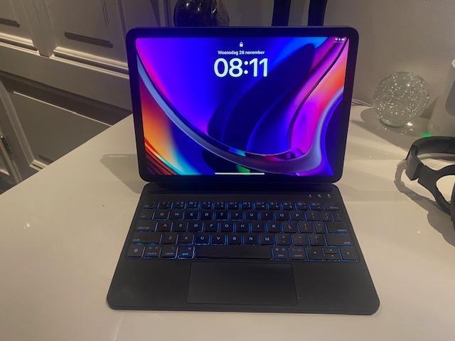 iPad Air 2024 64 Gb 11 inch Wi-Fi + Cellular, Computers en Software, Apple iPads, Zo goed als nieuw, Apple iPad Air, Wi-Fi en Mobiel internet