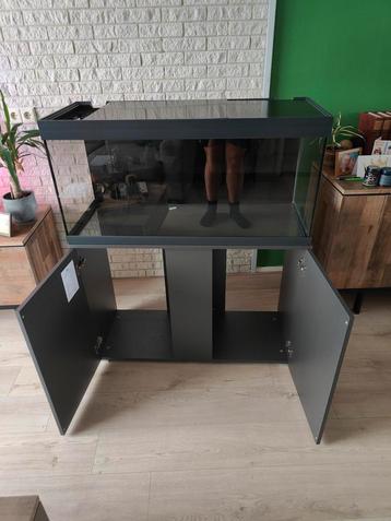 Aquarium  beschikbaar voor biedingen