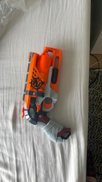 Nerf zombiestrike Hammershot beschikbaar voor biedingen