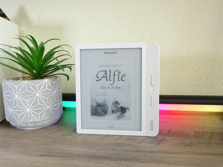 Kobo Libra H2O e-reader, wit, goed voor duizenden boeken, Computers en Software, E-readers, 7 inch, 8 GB, Touchscreen, Waterbestendig