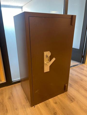 Kluis | 120x67x55cm (HxBxD) beschikbaar voor biedingen