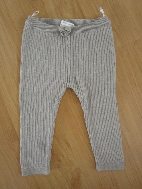 C&A - beige gebreid broekje met ribbelstructuur - mt 86, Kinderen en Baby's, Babykleding | Maat 86, Zo goed als nieuw, Meisje