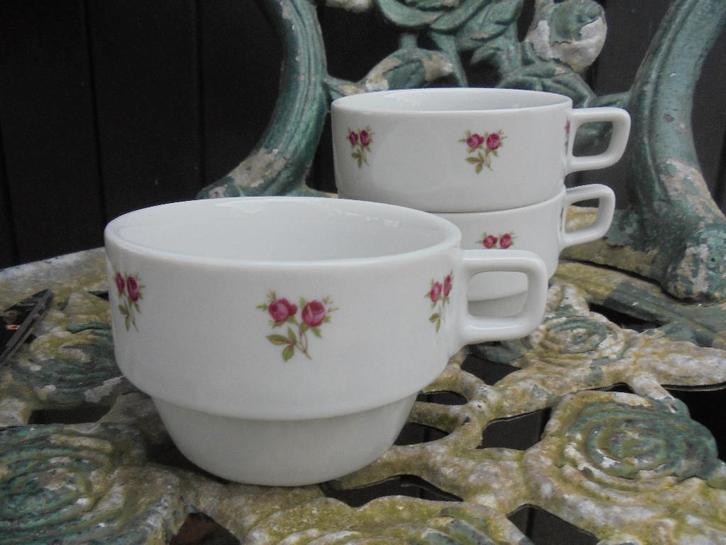 2 x Soepkom Seltmann Weiden Bavaria met roze roosjes, Antiek en Kunst, Antiek | Servies los, Ophalen of Verzenden