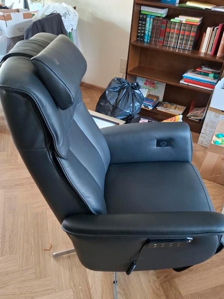 Sta op stoel, Huis en Inrichting, Fauteuils, Leer, 50 tot 75 cm, Ophalen