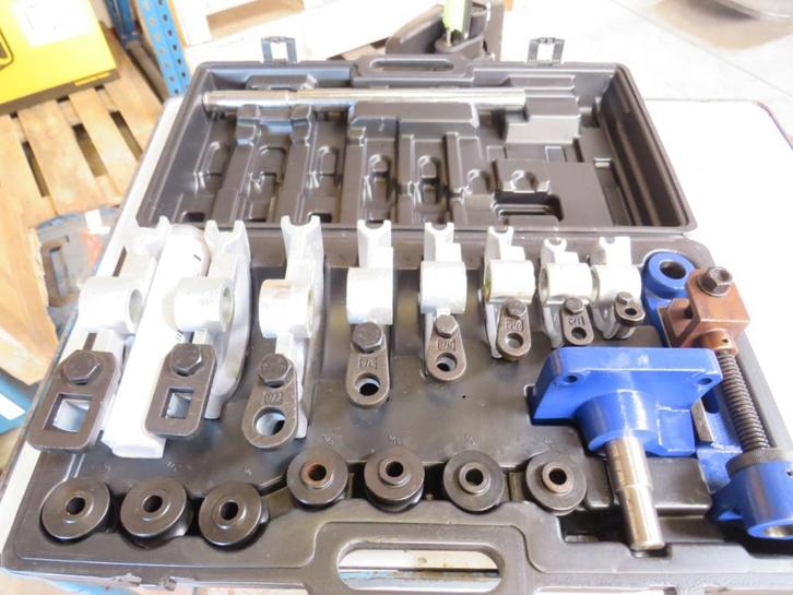 buigijzer buigijzers pijpenbuiger set in koffer nieuw, Doe-het-zelf en Verbouw, Gereedschap | Handgereedschap, Nieuw, Ophalen of Verzenden