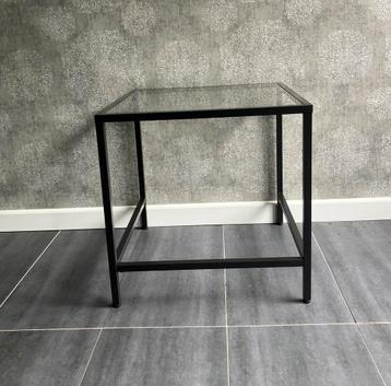 Ikea bijzet tafeltje vierkant zwart metaal glas plaat beschikbaar voor biedingen