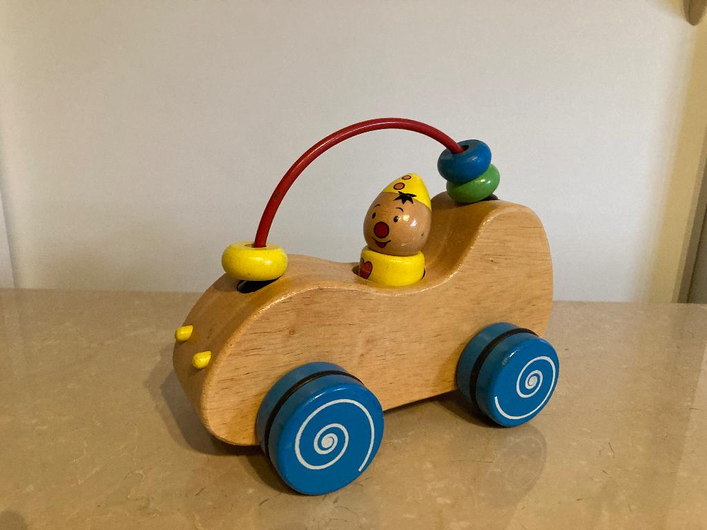 Houten Bumba auto, Kinderen en Baby's, Speelgoed | Houten speelgoed, Ophalen of Verzenden, Zo goed als nieuw, Duw- of Trekspeelgoed