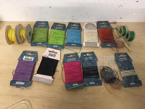 Sieraden maken waxed cotton string cord koord touw gekleurd , Hobby en Vrije tijd, Kralen en Sieraden maken, Overige typen, Verzenden