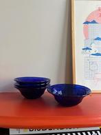 Italiaanse cobalt blauwe kommen met swirl motief,  4 stuks., Ophalen of Verzenden, Kom(men), Overige stijlen, Glas