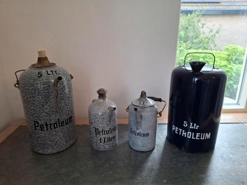 Petroleum kan, Antiek en Kunst, Antiek | Emaille, Ophalen of Verzenden