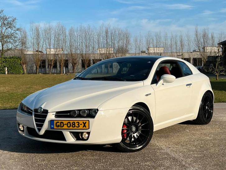 Alfa Romeo Brera 1.7T Ti TBi / Carplay / Pano / Afn Trekhaak, Auto's, Alfa Romeo, Particulier, Brera, ABS, Airbags, Airconditioning
