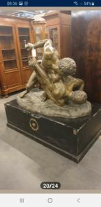 Gexocht aparte antieke bronzen of marmeren beelden, Ophalen