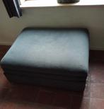 Grijze poef/ bed, Ophalen of Verzenden, Zo goed als nieuw, 50 tot 75 cm, Vierkant