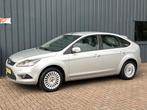 Ford Focus 1.6 Titanium NL AUTO!/NAP!/ONDERHOUDEN!/2E EIG!/, Auto's, 1596 cc, Gebruikt, Zwart, 4 cilinders
