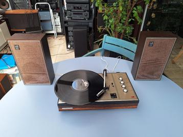 Vintage Aristona platenspeler - met nieuwe naald beschikbaar voor biedingen