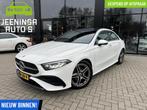Mercedes A-klasse 180 AMG Line|Distronic|Pano|18"AMG-wielen|, Auto's, Gebruikt, 11 pk, Wit, Bedrijf