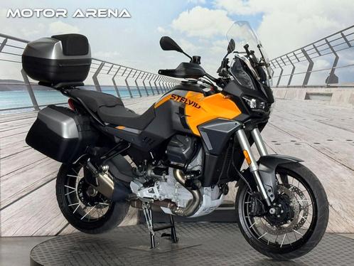 MOTO GUZZI STELVIO 1000 (bj 2024) VEEL EXTRAS NIEUWSTAAT, Motoren, Motoren | Moto Guzzi, Bedrijf, Overig, meer dan 35 kW, 2 cilinders