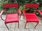 Twee Fermob Luxembourg stoelen met armleuning (kleur: chili), Zo goed als nieuw, Stapelbaar, Ophalen