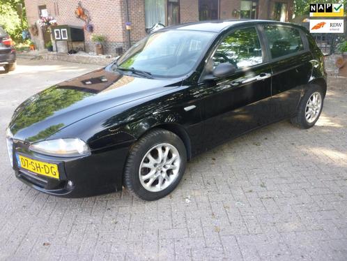 Alfa Romeo 147 1.6 T.Spark Veloce Distinctive, Auto's, Alfa Romeo, Bedrijf, Te koop, ABS, Airbags, Airconditioning, Boordcomputer