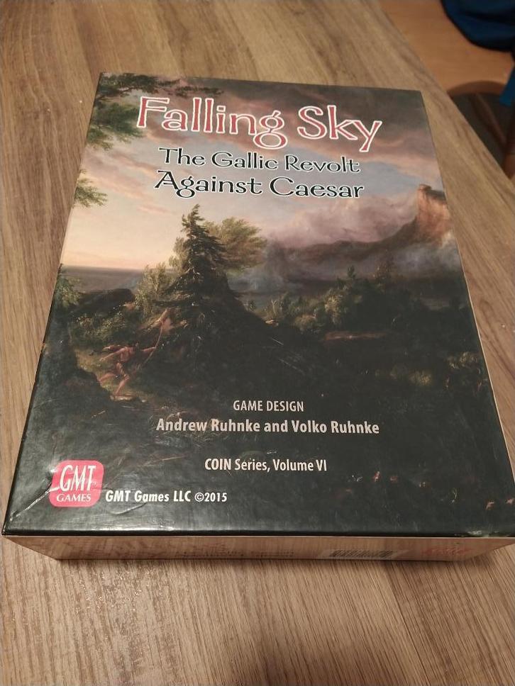 Falling Sky: The Gallic Revolt Against Caesar + Ariovistus, Hobby en Vrije tijd, Gezelschapsspellen | Bordspellen, Zo goed als nieuw