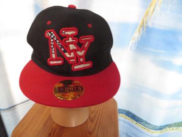 Zwart rode snapback cap / pet nog met sticker NY sports beschikbaar voor biedingen