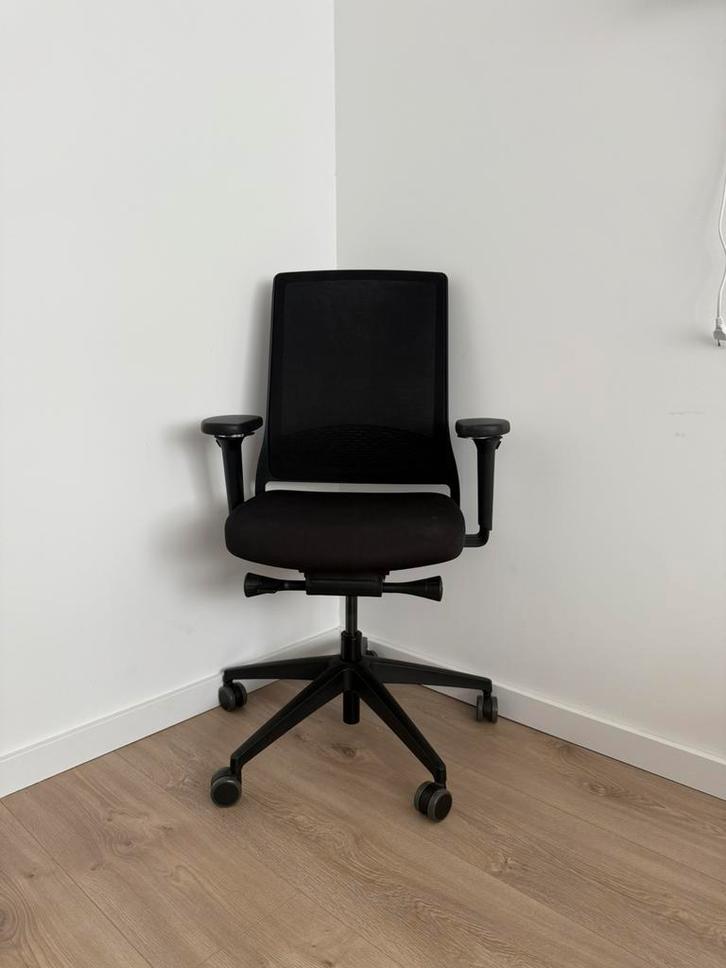 Ergonomische Ahrend Gispen ZINN bureaustoel, Huis en Inrichting, Bureaustoelen, Zo goed als nieuw, Zwart, Ophalen of Verzenden