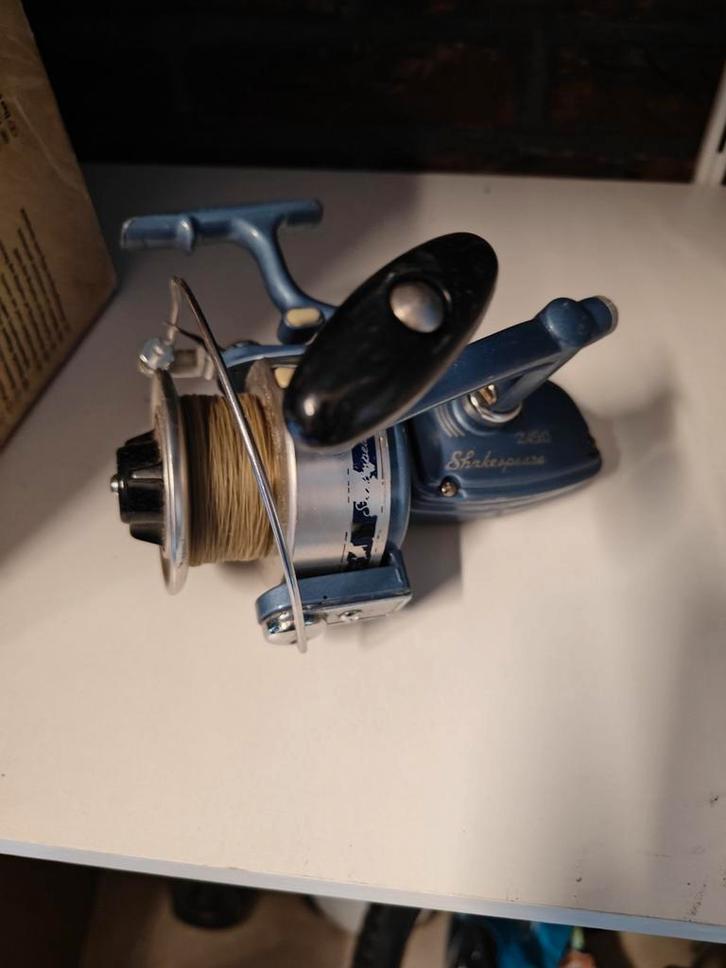 Vintage Shakespeare 2450 Molen, Watersport en Boten, Hengelsport | Karpervissen, Gebruikt, Molen, Ophalen of Verzenden