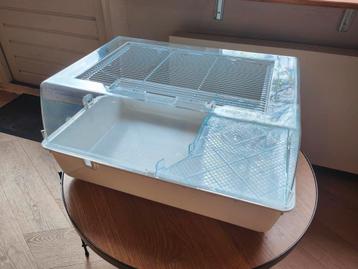 Nette knaagdieren kooi duna beschikbaar voor biedingen