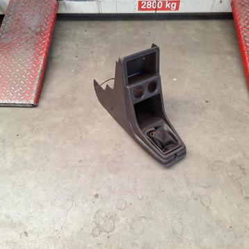 Bruin middenconsole Golf mk1 beschikbaar voor biedingen