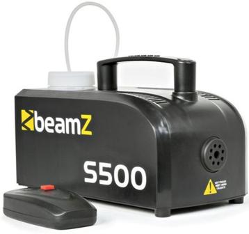 Rookmachine met vloeistof beschikbaar voor biedingen