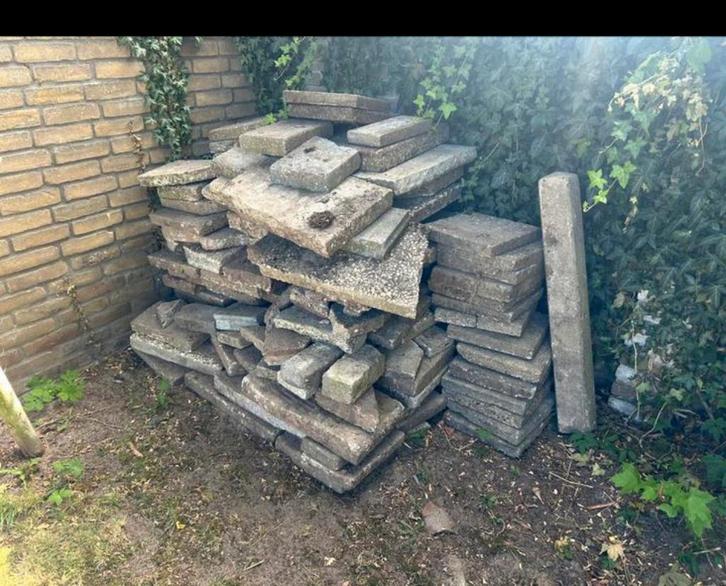 Puin,keukens, afval opruimen., Tuin en Terras, Tegels en Klinkers, Zo goed als nieuw, Klinkers, Beton, Ophalen