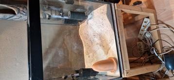 Kweekbak vissen  beschikbaar voor biedingen