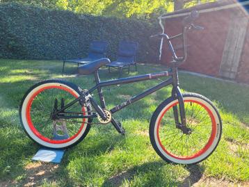 KHE bmx stuntfiets  beschikbaar voor biedingen