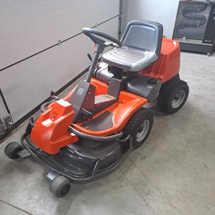 Husqvarna rider 13 hydrostaat  maaidek hard, Tuin en Terras, Zitmaaiers, Gebruikt, 90 tot 120 cm, Ophalen