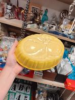 Gele Puddingvorm met Motief, Gebruikt, Pot, Bus of Blik, Ophalen of Verzenden, A