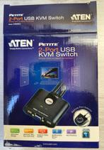 Aten CS22U 2 port USB KVM Switch, Computers en Software, Overige Computers en Software, Ophalen of Verzenden, Gebruikt