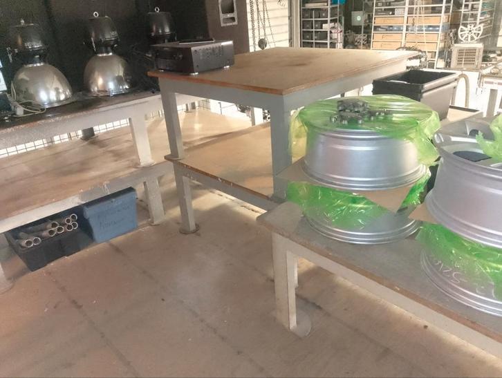 Werkbank / Tafel met Onderstel, Zakelijke goederen, Kantoor en Winkelinrichting | Winkel en Inventaris, Ophalen