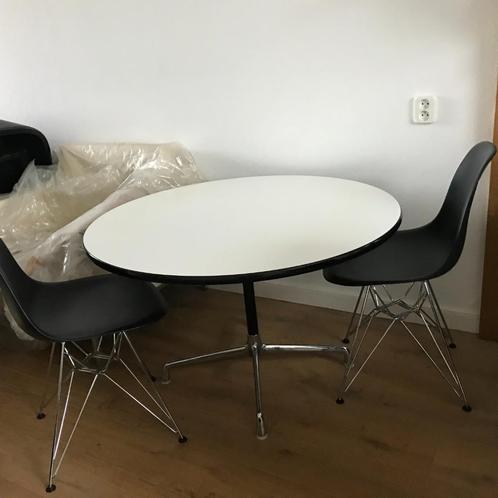 Vintage Herman Miller Eames segmented low table tafel, Huis en Inrichting, Stoelen, Gebruikt, Eén, Wit, Ophalen