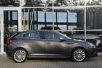 Alfa Romeo Giulietta 1.4 T Distinctive Airco Leder Pdc Nav., Voorwielaandrijving, Euro 5, Gebruikt, Zwart