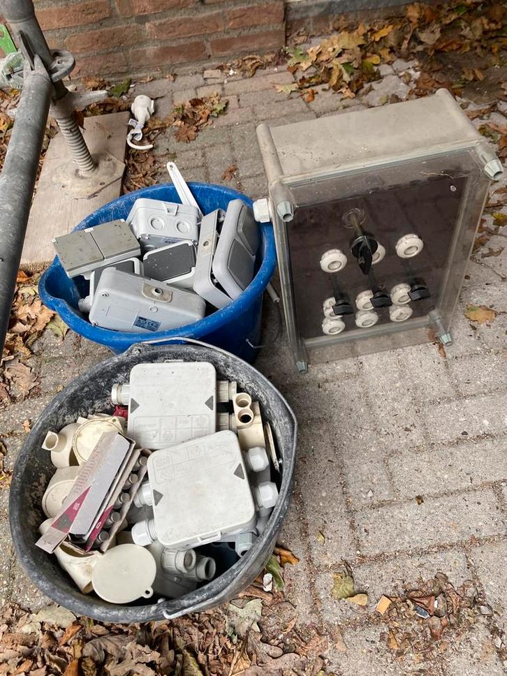 Oude stoppenkast en schakelmateriaal, Doe-het-zelf en Verbouw, Elektra en Kabels, Gebruikt, Overige typen, Ophalen