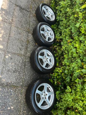 Opel astra 16inch banden, steekmaat 5x115 beschikbaar voor biedingen