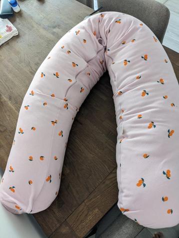 Pregnancy pillow and cover (voedingskussens & hoes) beschikbaar voor biedingen